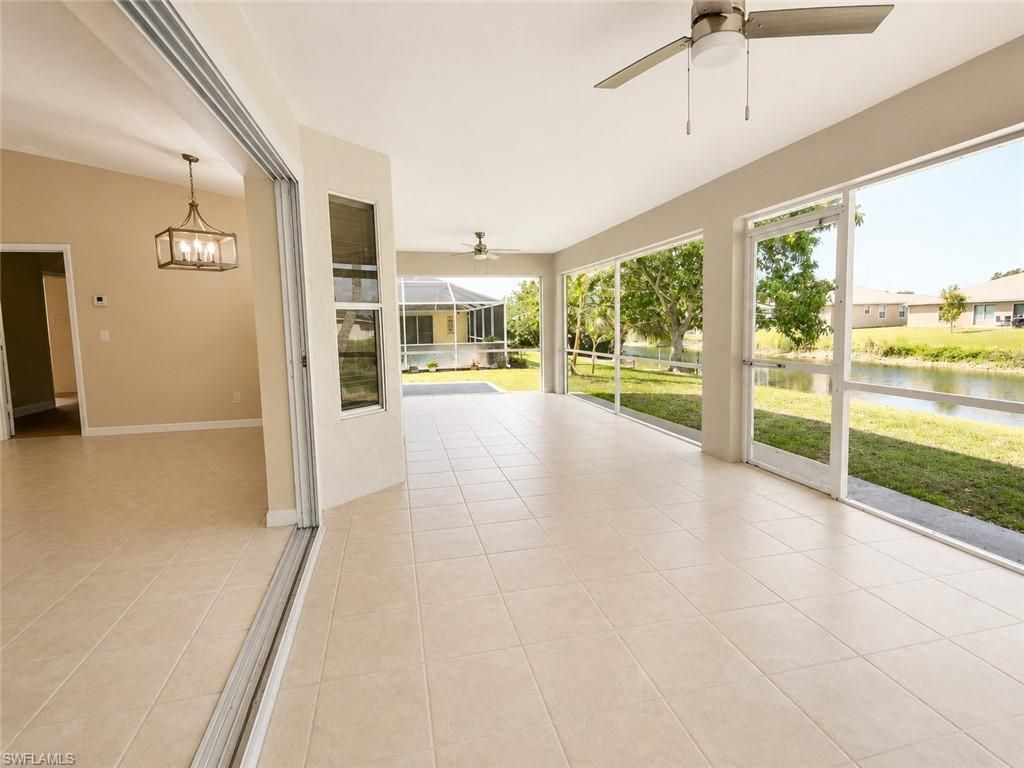 306 SE 8th Pl, Cape Coral, FL 33990 Photo