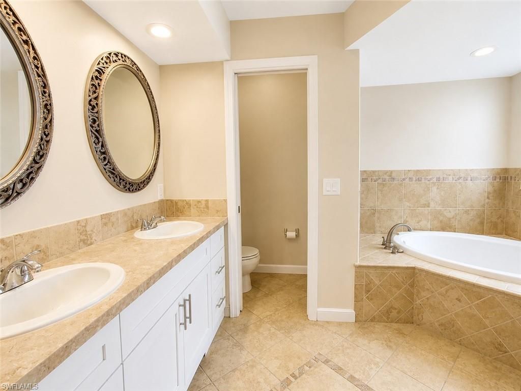306 SE 8th Pl, Cape Coral, FL 33990 Photo