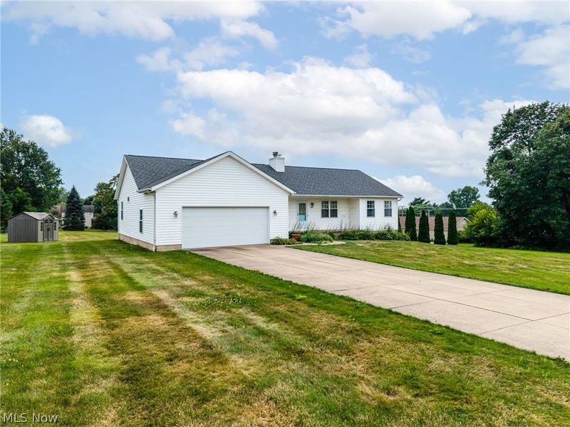 135 Northpark Drive, Wadsworth, OH 44281 Photo 2