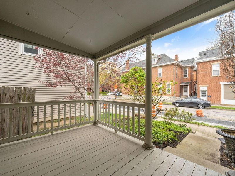 693 Kerr Street, Columbus, OH 43215 Photo 2