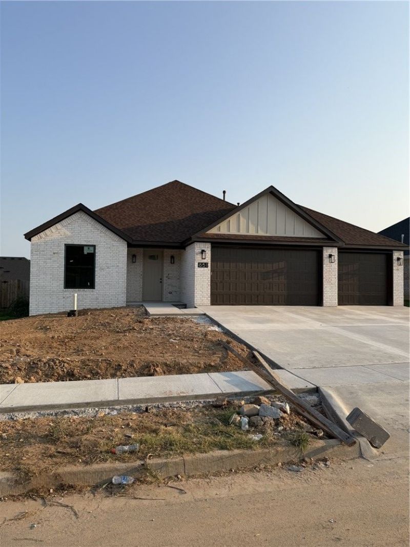 851 E Buchanan Street, Prairie Grove, AR 72753 Main Photo