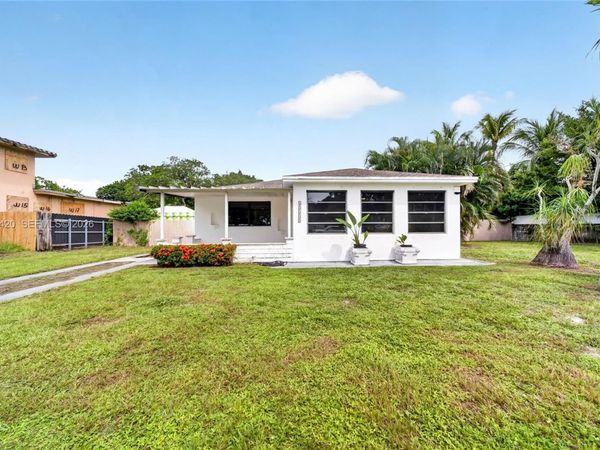 15130 S River Dr , Miami, FL 33169
