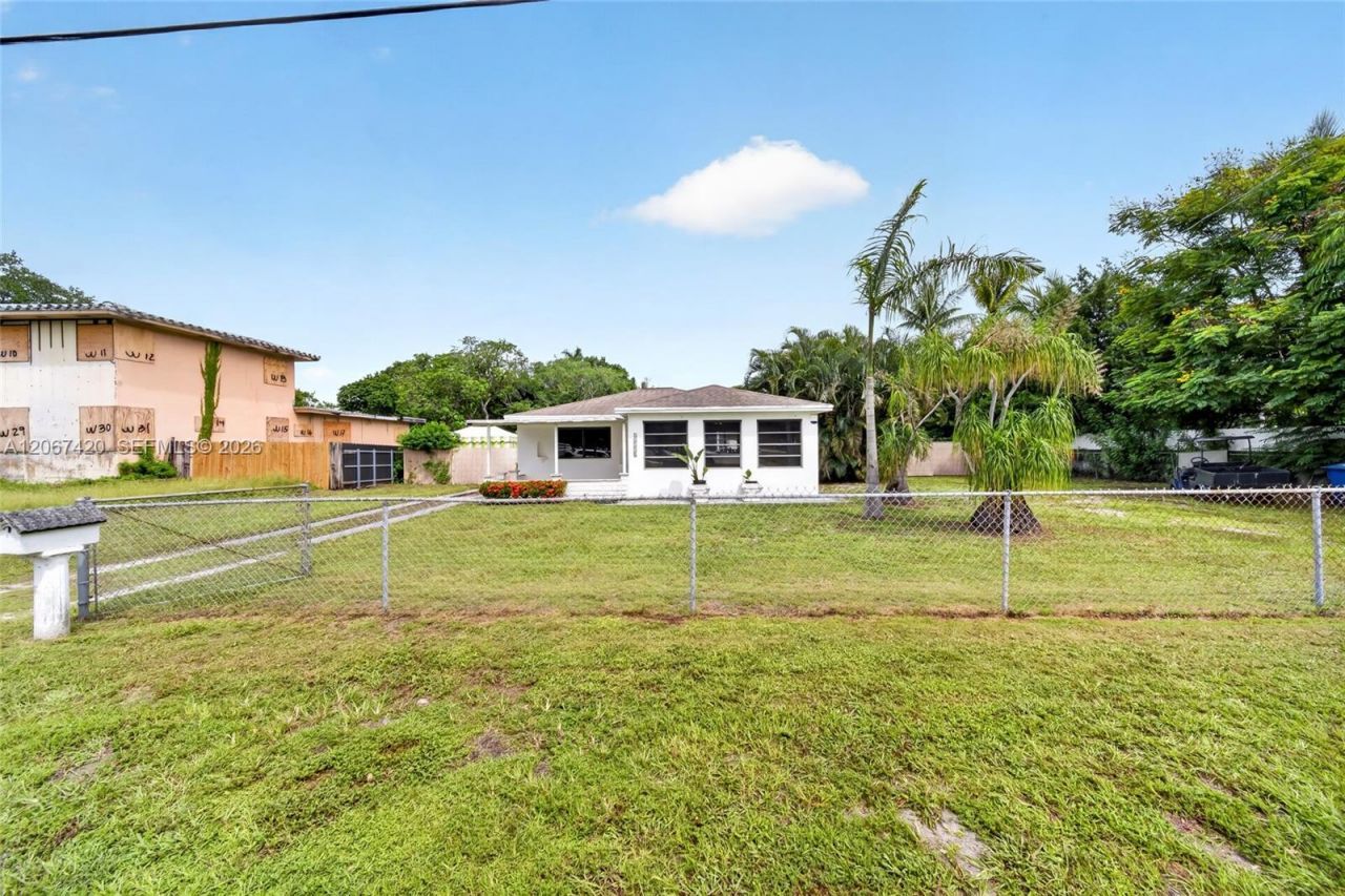 15130 S River Dr , Miami, FL 33169 Photo