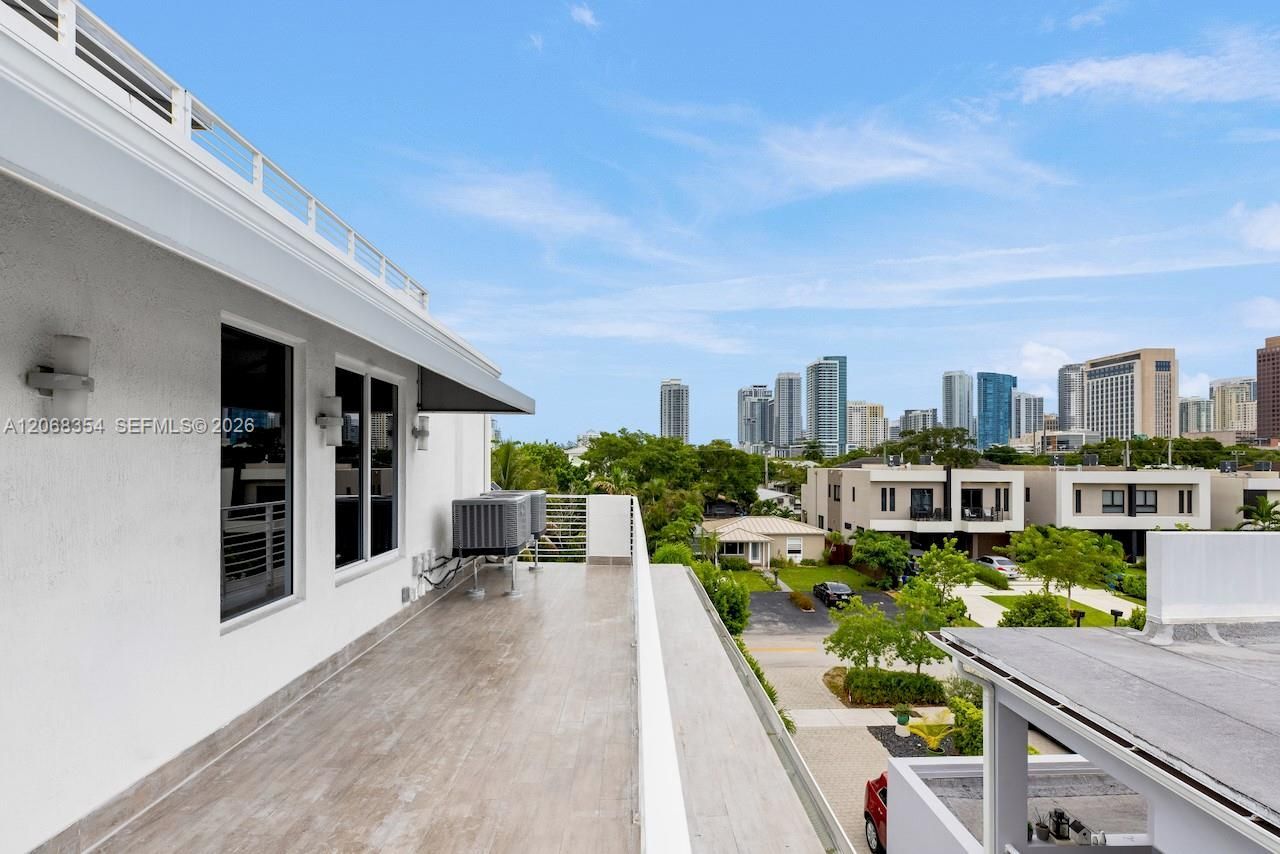 1000 SW 4th Ave , Fort Lauderdale, FL 33315 Photo