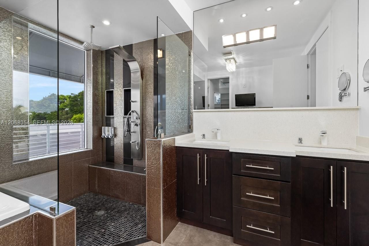 1000 SW 4th Ave , Fort Lauderdale, FL 33315 Photo