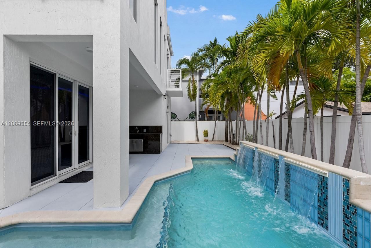 1000 SW 4th Ave , Fort Lauderdale, FL 33315 Photo