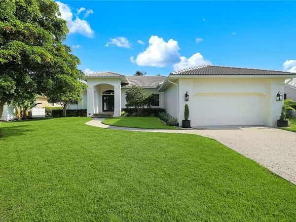 8748 S Lake CIR , FORT MYERS, FL 33908