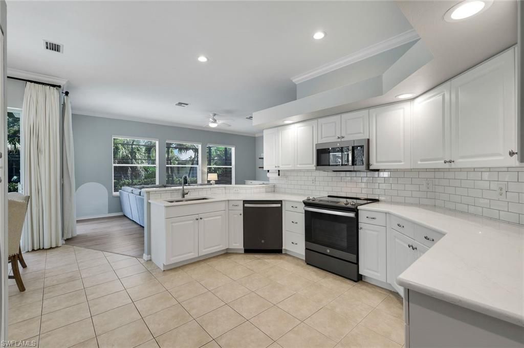 8748 S Lake Cir, Fort Myers, FL 33908 Photo