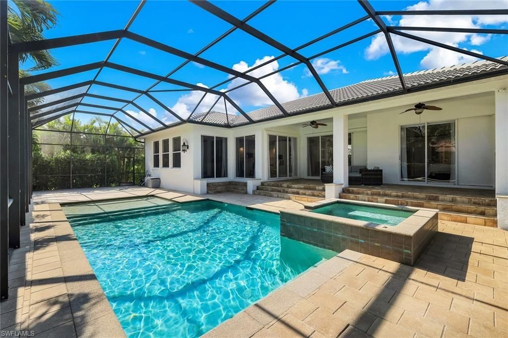 8748 S Lake Cir, Fort Myers, FL 33908 Photo
