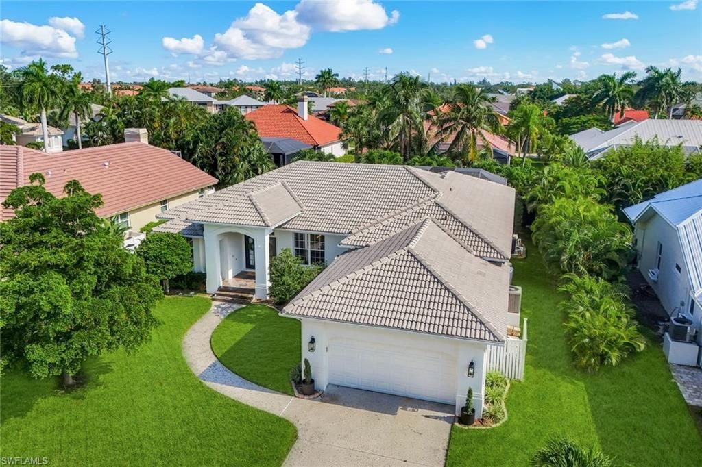 8748 S Lake Cir, Fort Myers, FL 33908 Photo