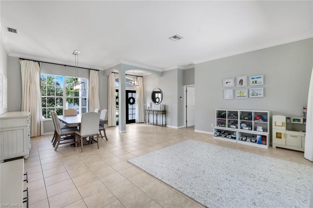 8748 S Lake Cir, Fort Myers, FL 33908 Photo