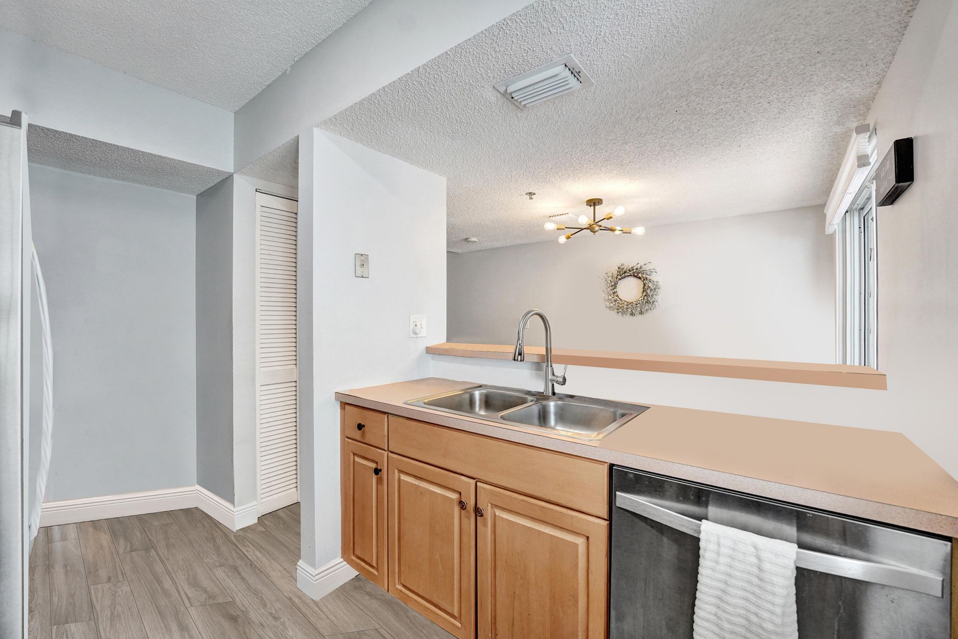 173 Riviera Circle, Weston, FL 33326 Photo