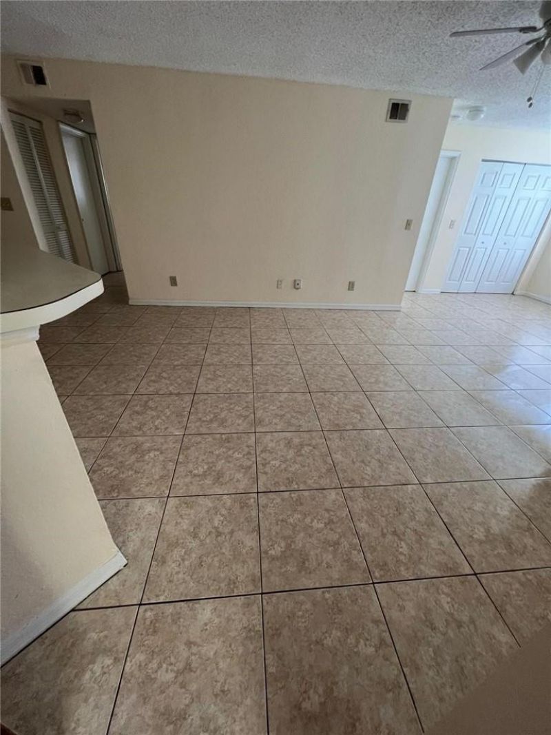 12730 Vista Isles Drive, Unit 812, Sunrise, FL 33325 Photo