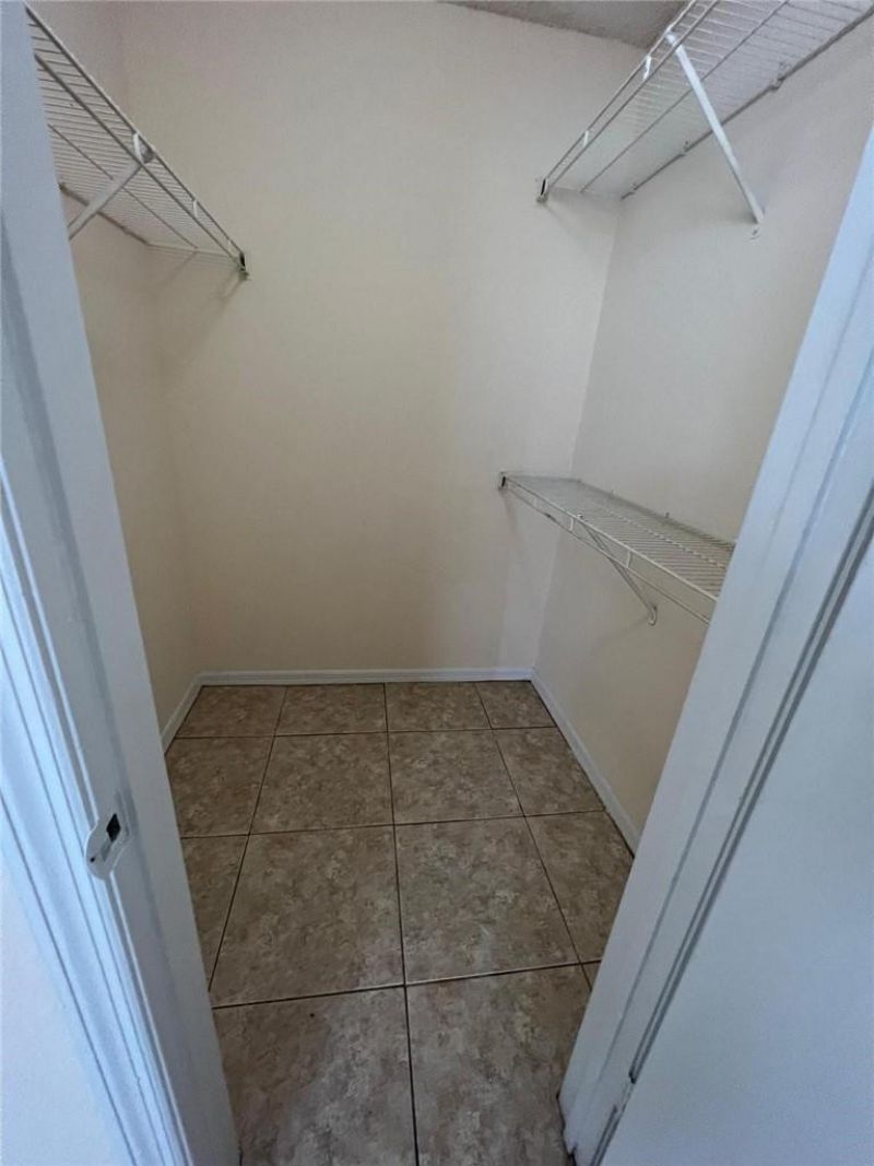12730 Vista Isles Drive, Unit 812, Sunrise, FL 33325 Photo