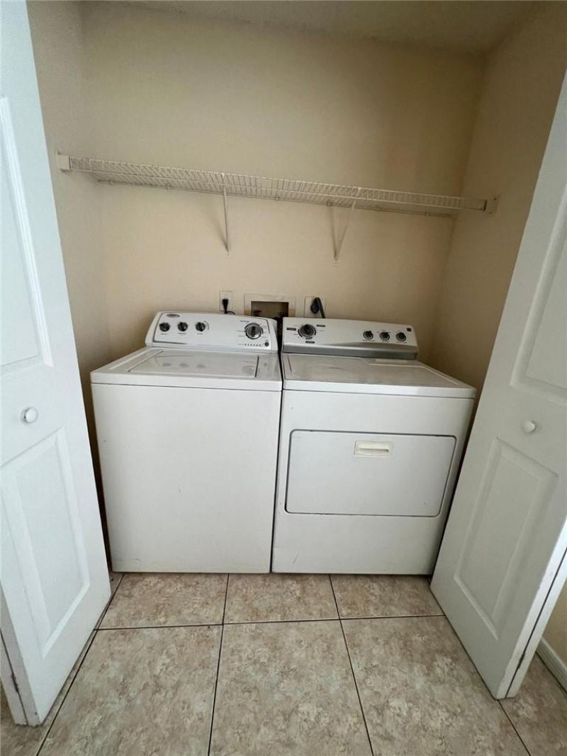 12730 Vista Isles Drive, Unit 812, Sunrise, FL 33325 Photo