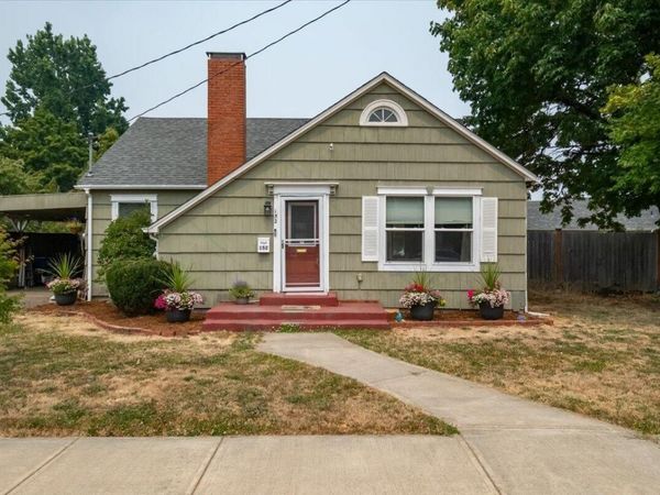 152 Clay Street E, Monmouth, OR 97361