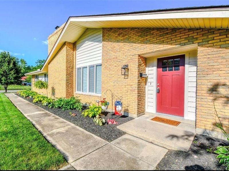 2276 Brookpark Drive, Kettering, OH 45440 Photo 2