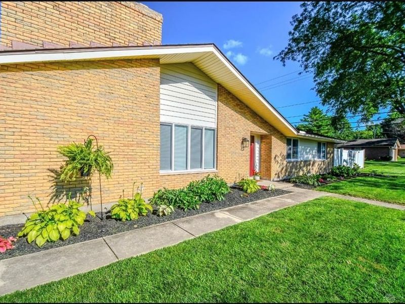 2276 Brookpark Drive, Kettering, OH 45440 Photo 3