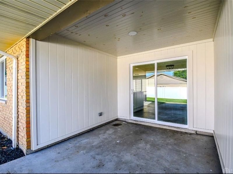 2276 Brookpark Drive, Kettering, OH 45440 Photo 9