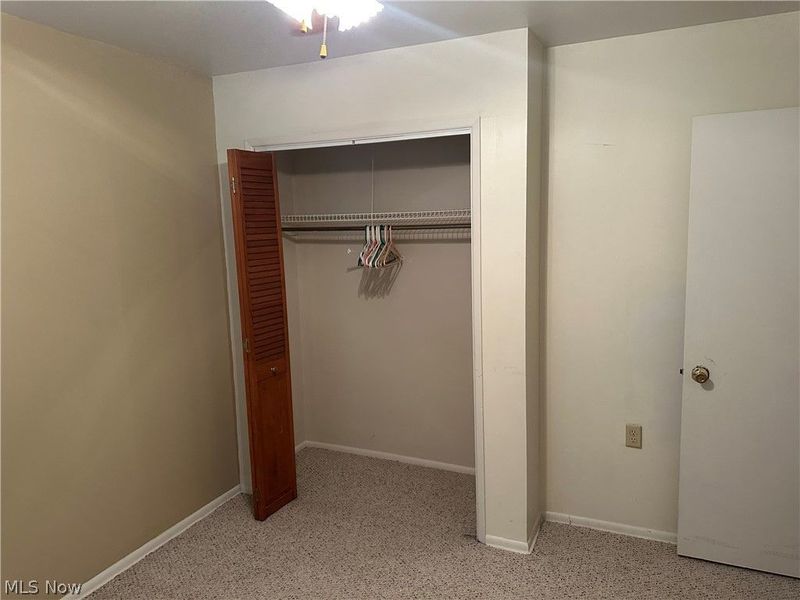 17448 Laurel Avenue, Lake Milton, OH 44429 Photo 14