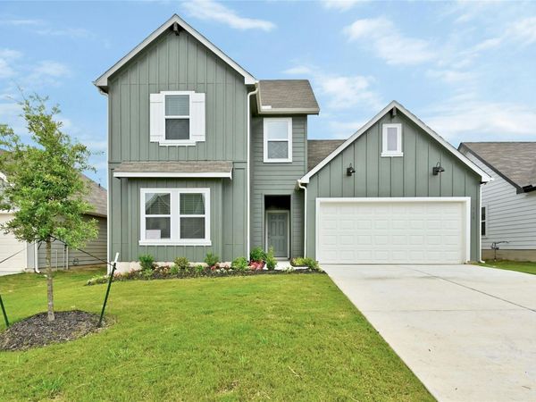 313 MERRIMAN RD, San Marcos, TX 78666