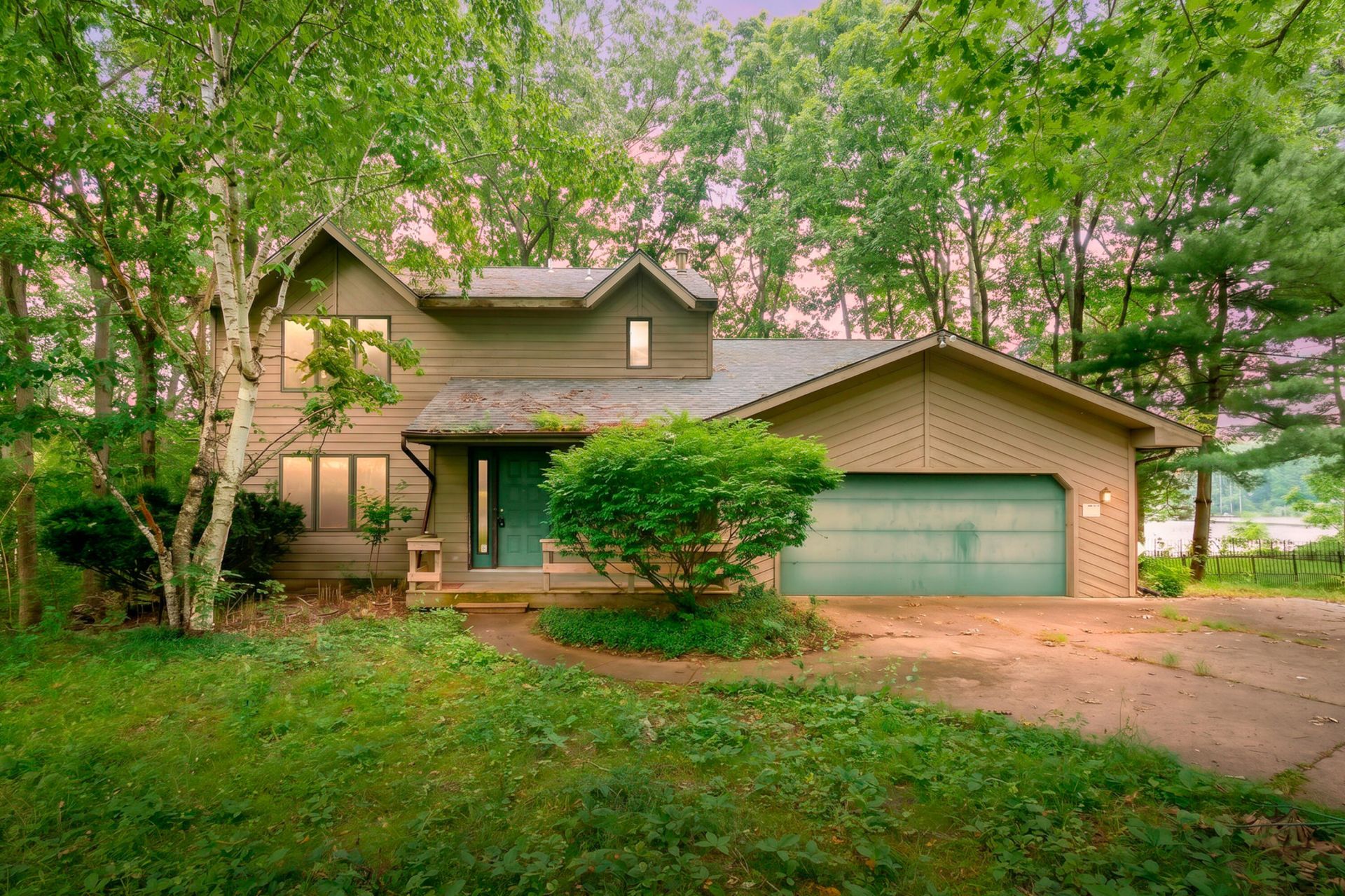 9856 Oak Forest Circle, Kalamazoo, MI 49009 Main Photo