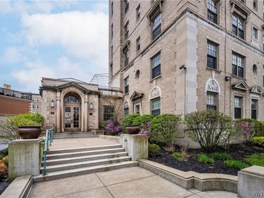 33 Gates Circle, Unit 6B, Buffalo, NY 14209