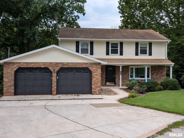 4 Willimantic Road, Rochester, IL 62563