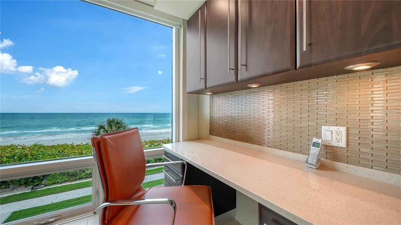 2425 Gulf Of Mexico Drive, Unit 3A, Longboat Key, FL 34228 Photo