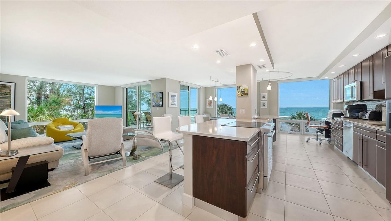 2425 Gulf Of Mexico Drive, Unit 3A, Longboat Key, FL 34228 Photo