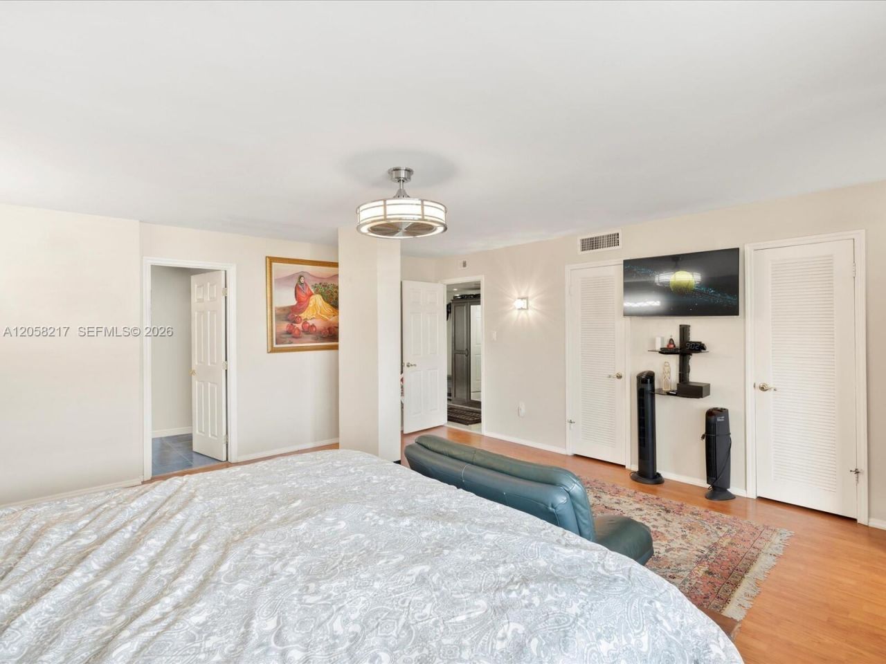 18071 Biscayne Blvd , Unit 1401, Aventura, FL 33160 Photo