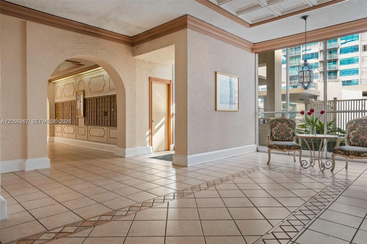 18071 Biscayne Blvd , Unit 1401, Aventura, FL 33160 Photo