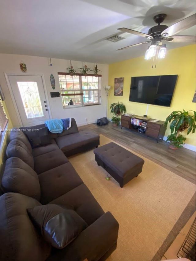 130 NE 123rd St , North Miami, FL 33161 Photo