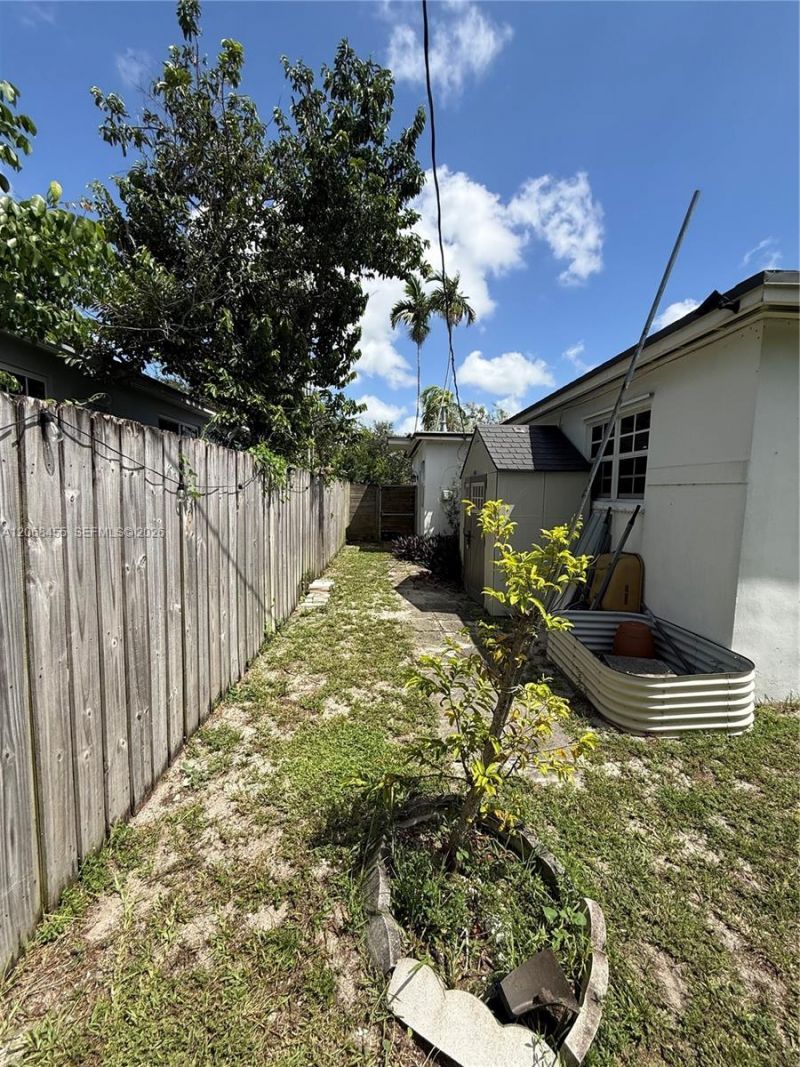 130 NE 123rd St , North Miami, FL 33161 Photo