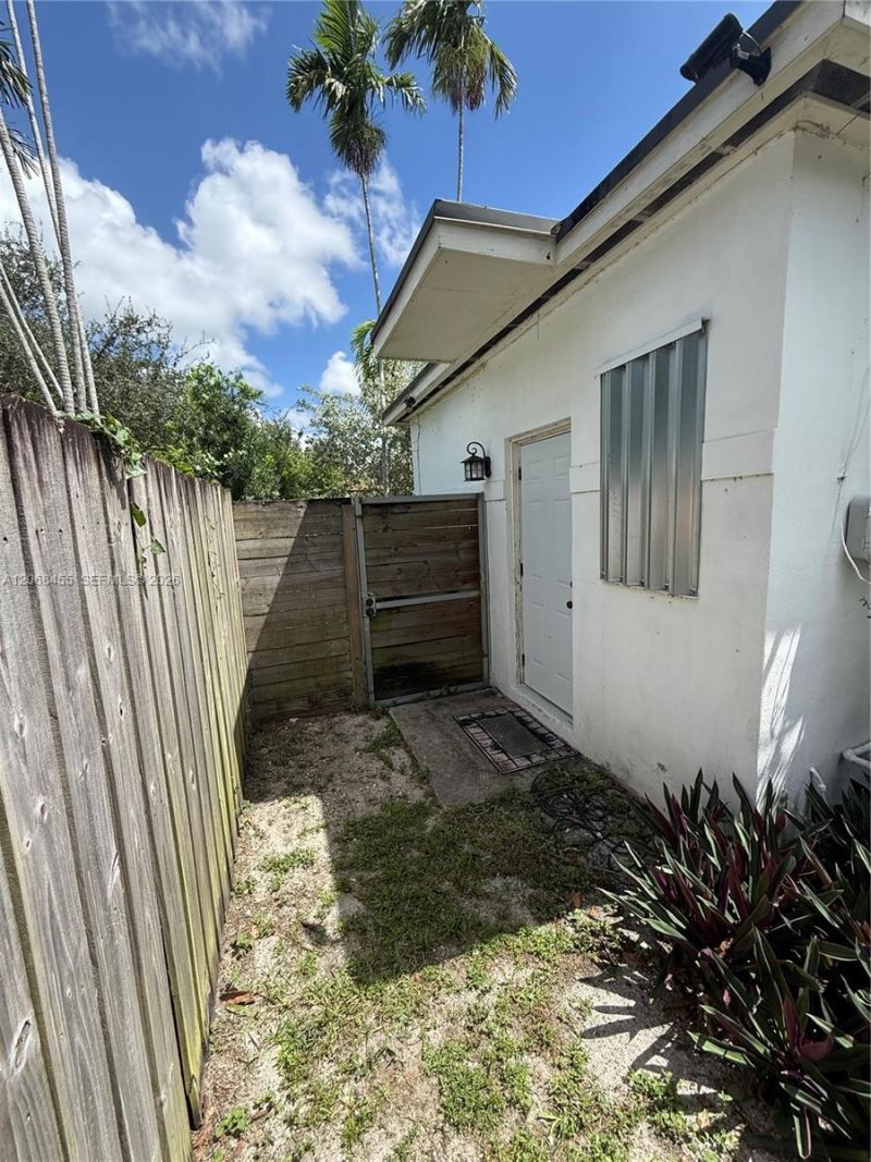 130 NE 123rd St , North Miami, FL 33161 Photo
