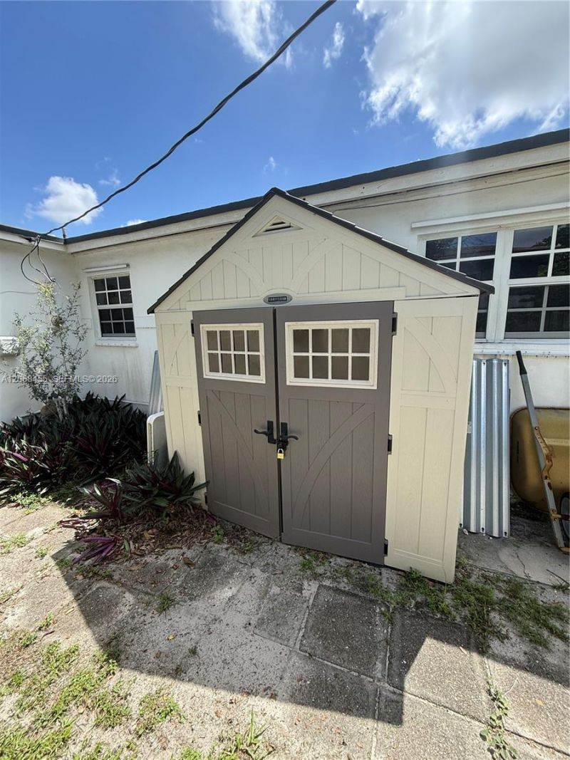 130 NE 123rd St , North Miami, FL 33161 Photo
