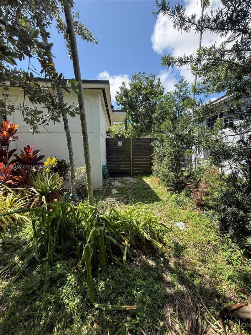 130 NE 123rd St , North Miami, FL 33161 Photo