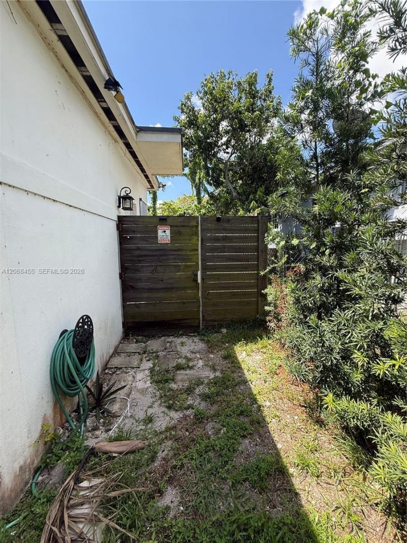 130 NE 123rd St , North Miami, FL 33161 Photo
