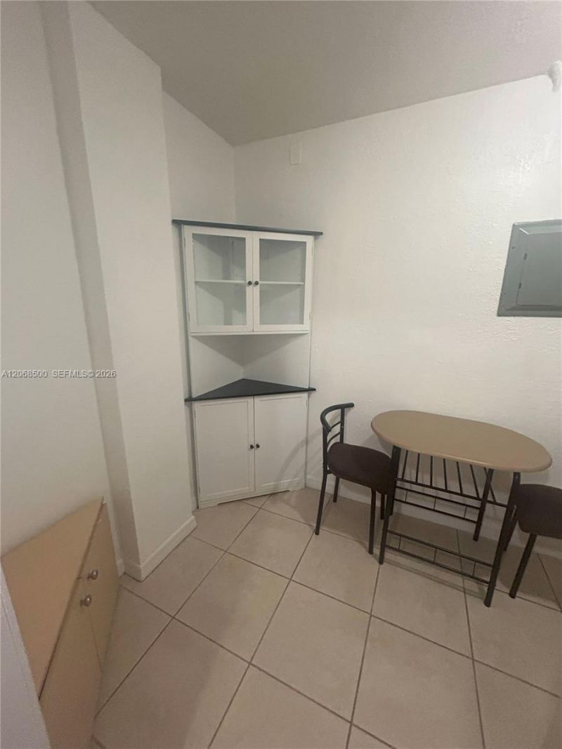 6950 Miami Gardens Dr , Unit 2-117A, Hialeah, FL 33015 Photo