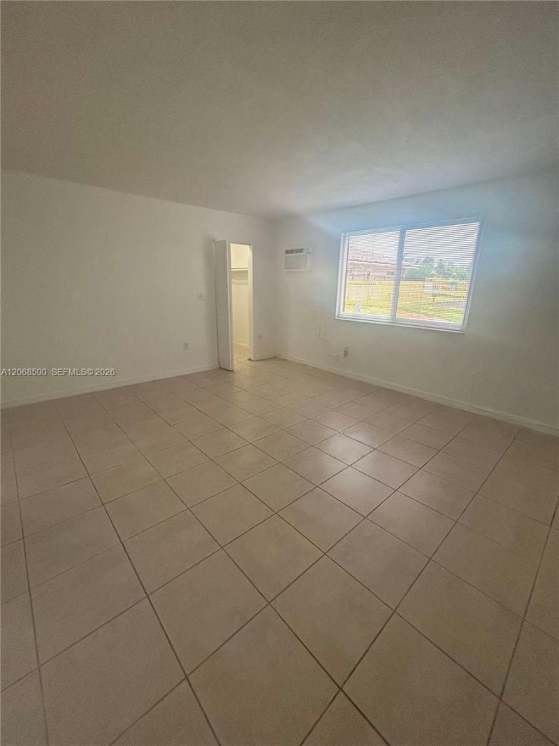 6950 Miami Gardens Dr , Unit 2-117A, Hialeah, FL 33015 Photo