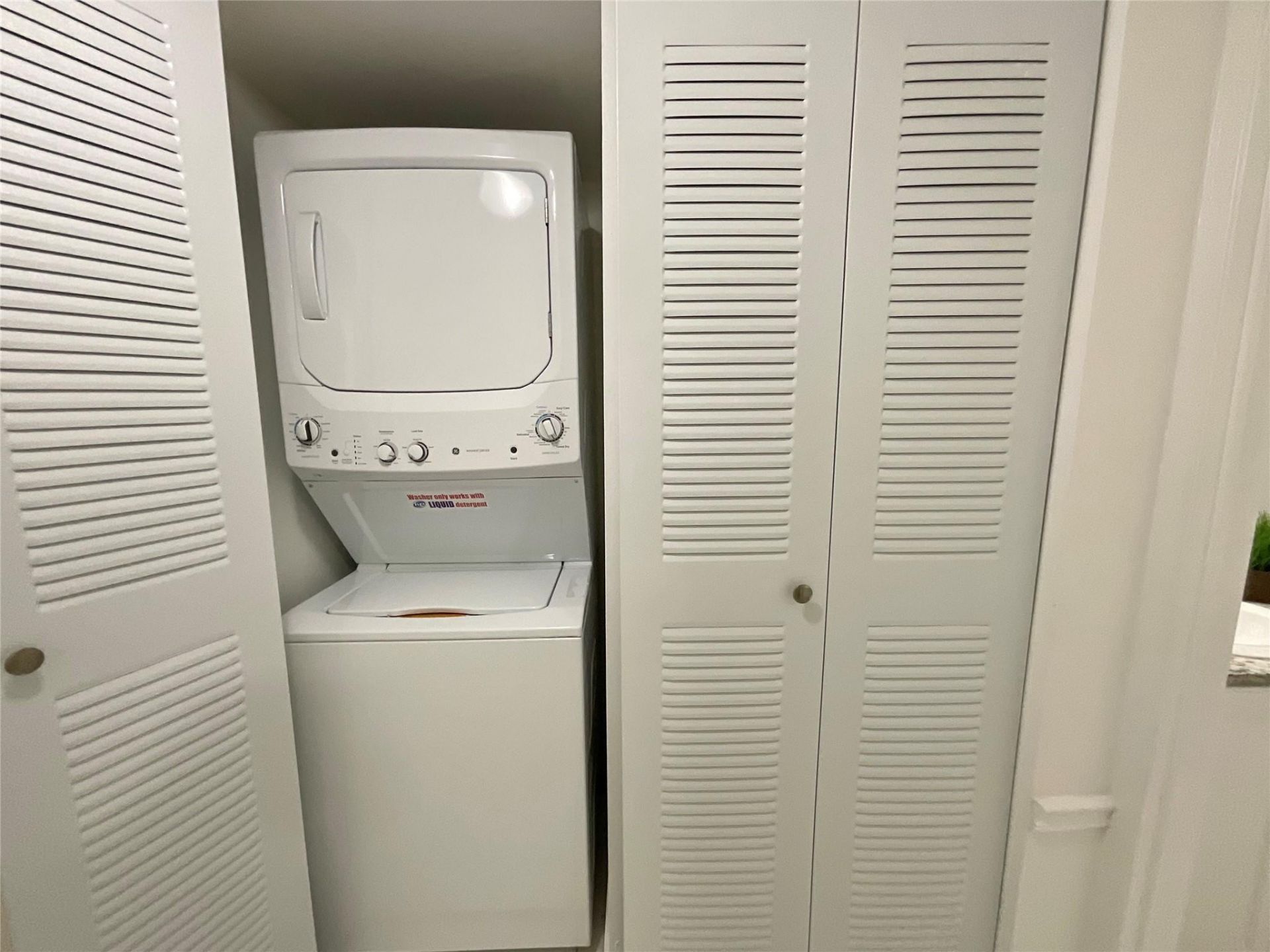 9517 Fontainebleau Boulevard, Unit 521-228, Miami, FL 33172 Photo