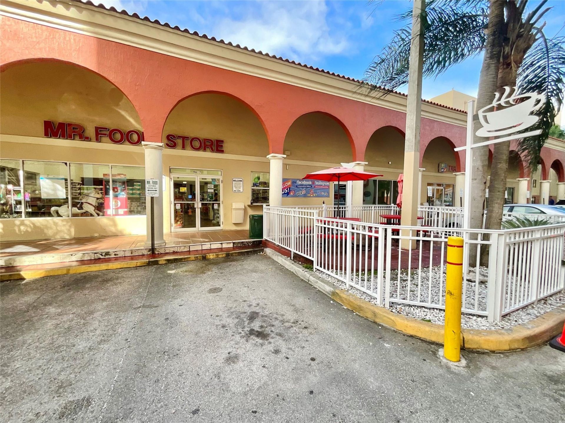 9517 Fontainebleau Boulevard, Unit 501-604, Miami, FL 33172 Photo