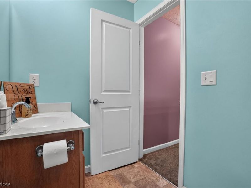 1823 Spruce Lane, Painesville Township, OH 44077 Photo 10