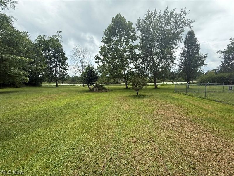 4465 N Lake Road , West Farmington, OH 44491 Photo 4