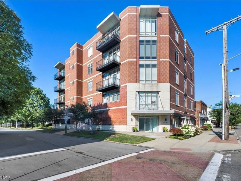 12701 Larchmere Boulevard, Unit 3B, Cleveland, OH 44120 Photo 2