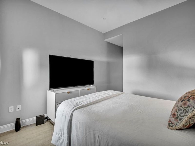 12701 Larchmere Boulevard, Unit 3B, Cleveland, OH 44120 Photo 30