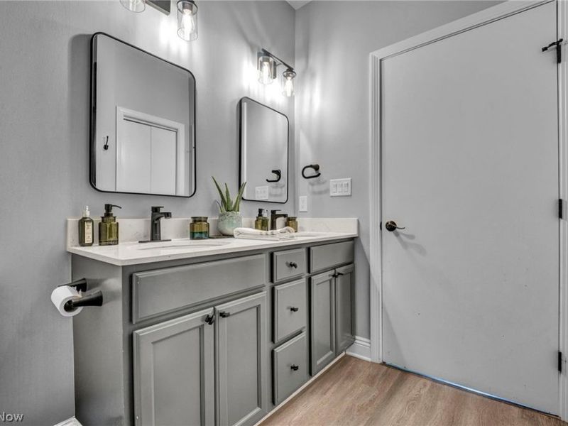 12701 Larchmere Boulevard, Unit 3B, Cleveland, OH 44120 Photo 33