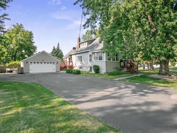 11441 57th Street NE, Albertville, MN 55301