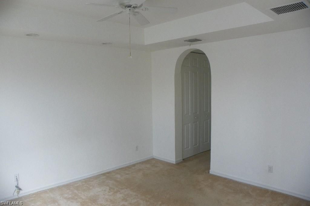 1400 Mariposa Cir, Unit 104, Naples, FL 34105 Photo