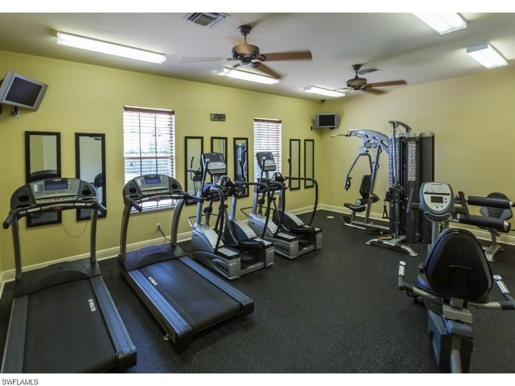 1400 Mariposa Cir, Unit 104, Naples, FL 34105 Photo